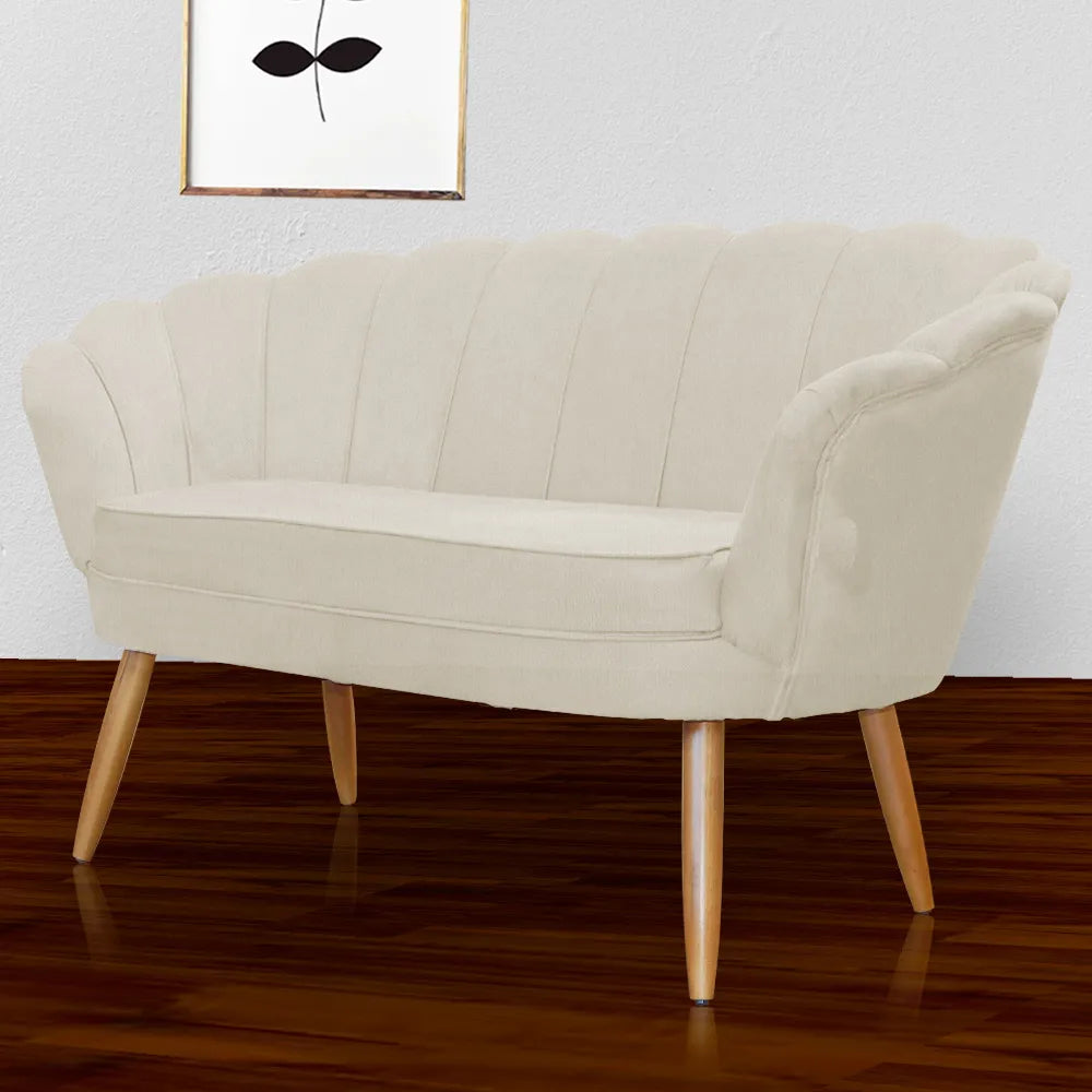 Poltrona Pétala Namoradeira Suede Pés De Madeira Ds Estofado