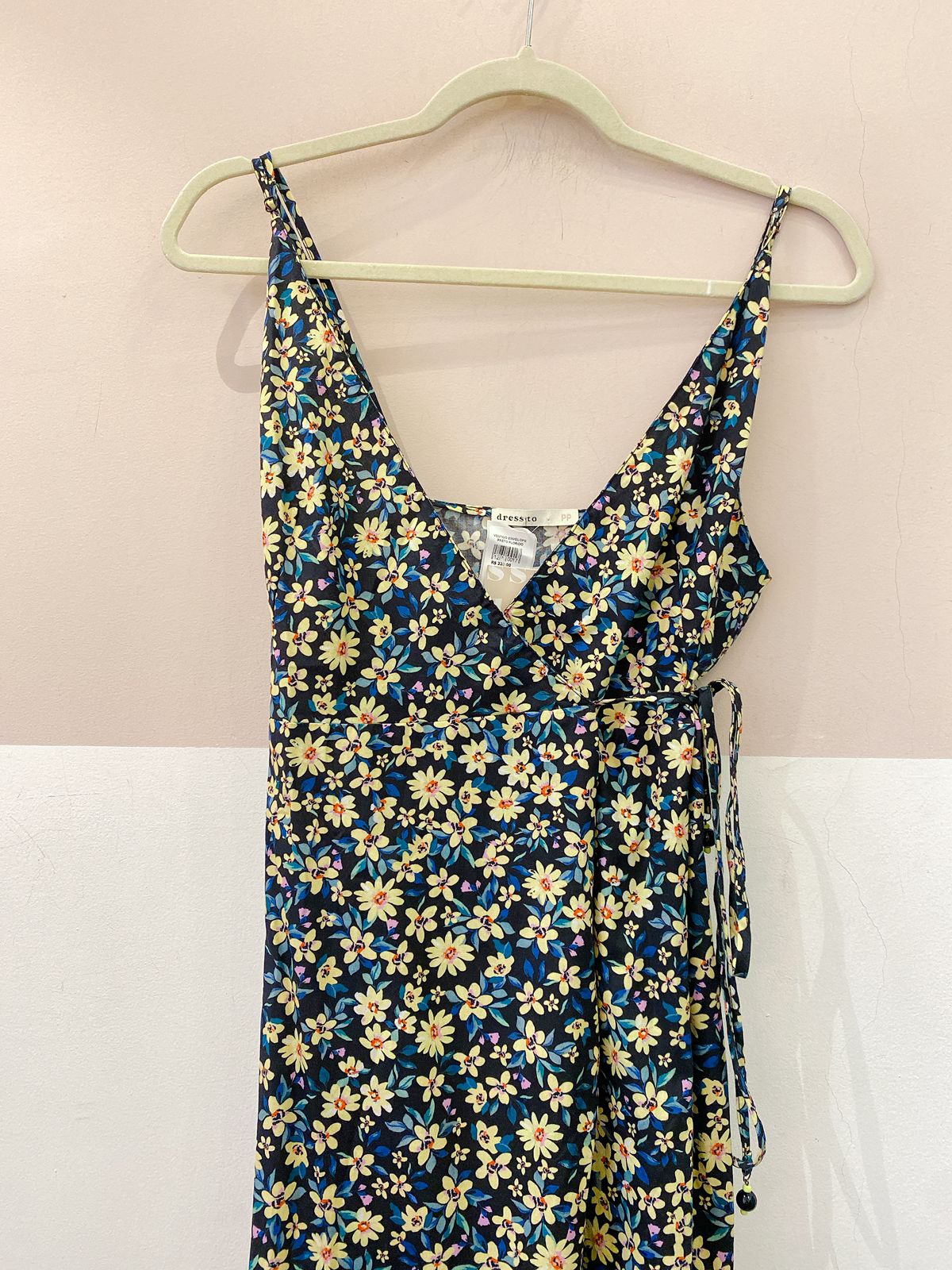Vestido envelope preto florido Dress To PP